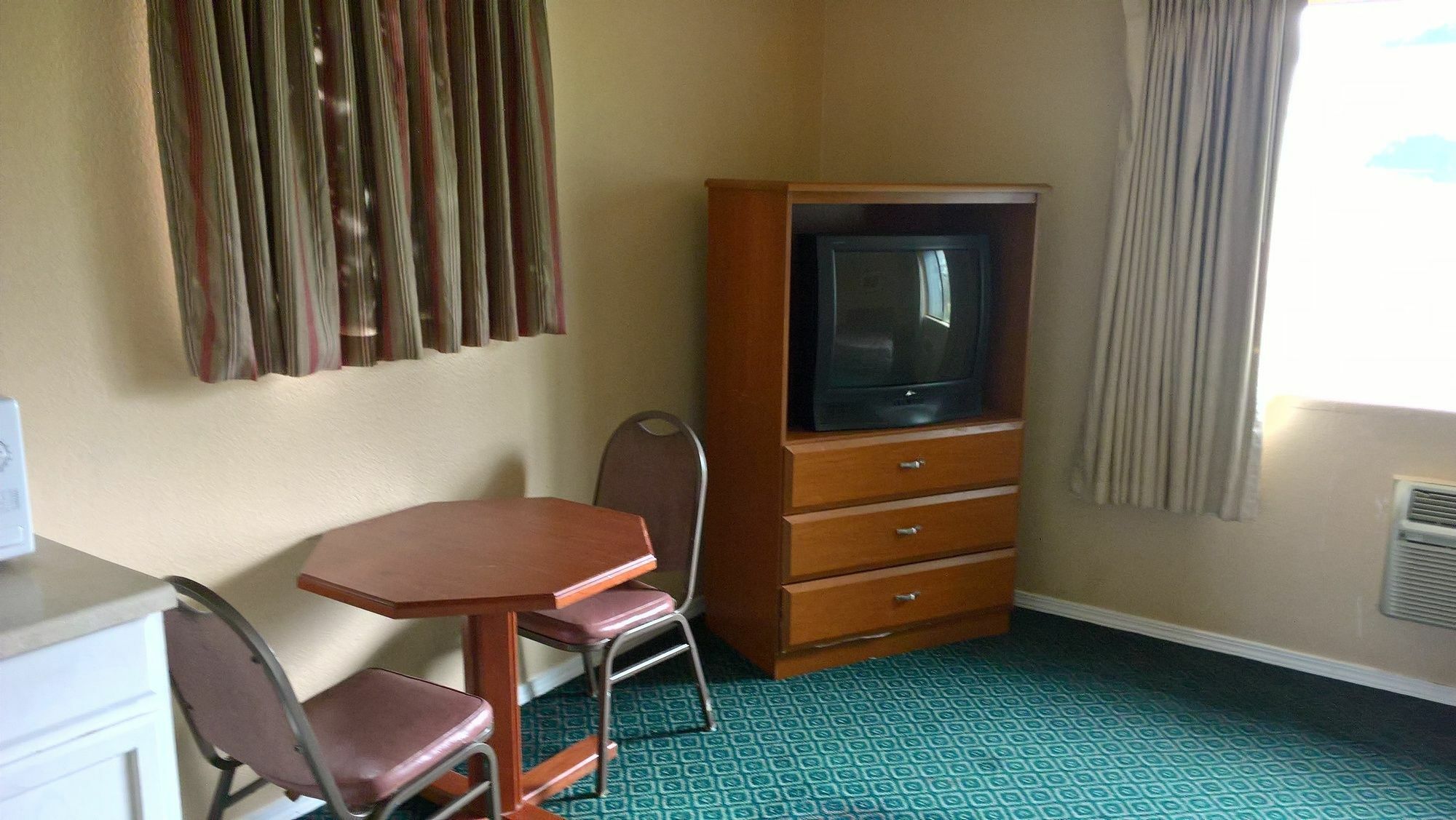 Portland Value Inn And Suites ภายนอก รูปภาพ